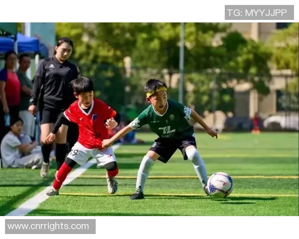 湖南足球星闪耀绿茵赛场展现拼搏精神引领青年追逐梦想