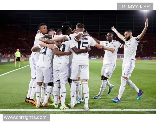 足球巨星门与皇马的实力对比谁更强大解析 足球巨星门与皇马的实力对比谁更强大解析