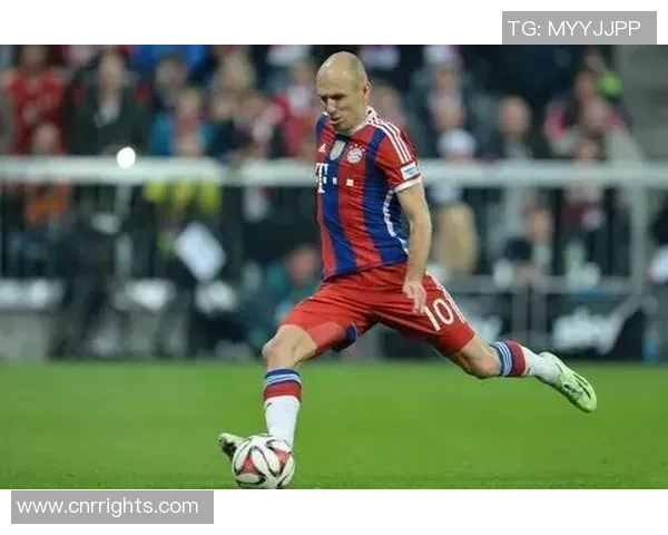 足球球星肌肉变化历程与训练方法对竞技状态的深远影响分析